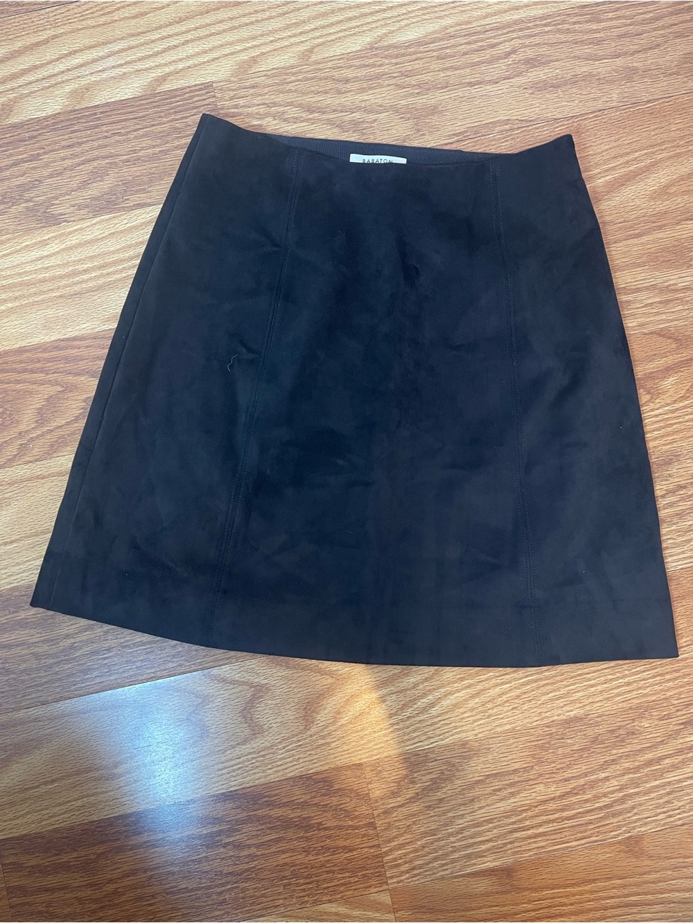 Babaton by Aritzia black faux-suede mini skirt size 4